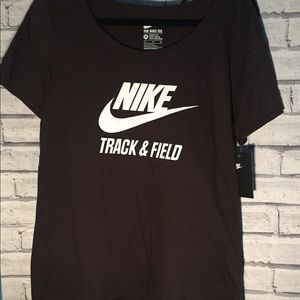 Nike tee